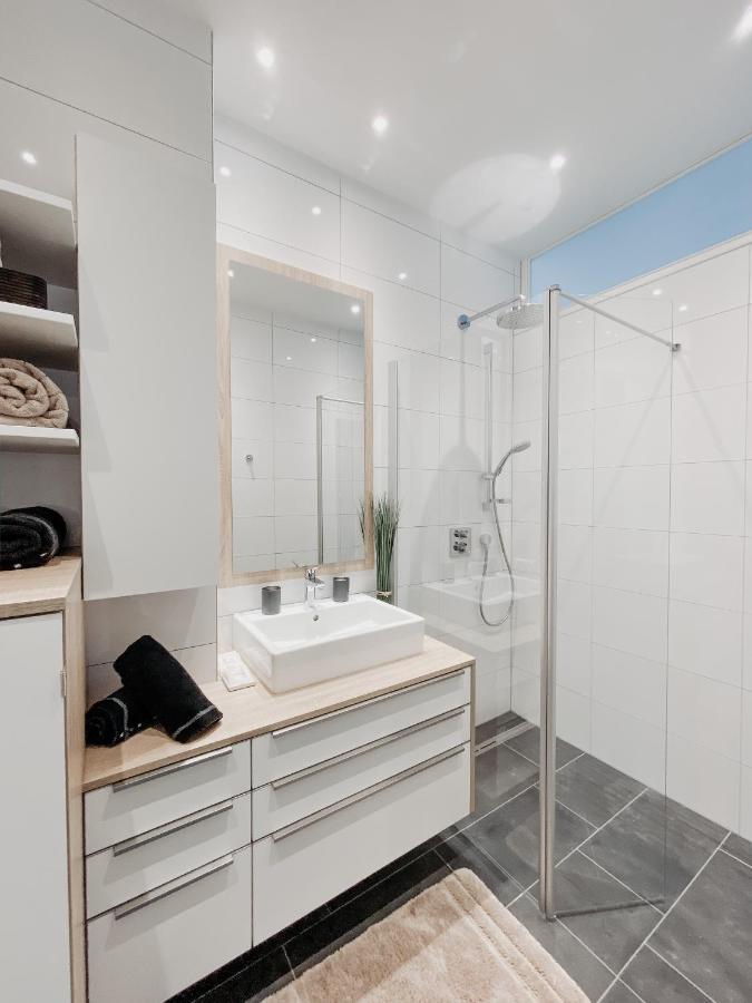 Lake View Apartment Seecorso Velden am Wörthersee Zewnętrze zdjęcie